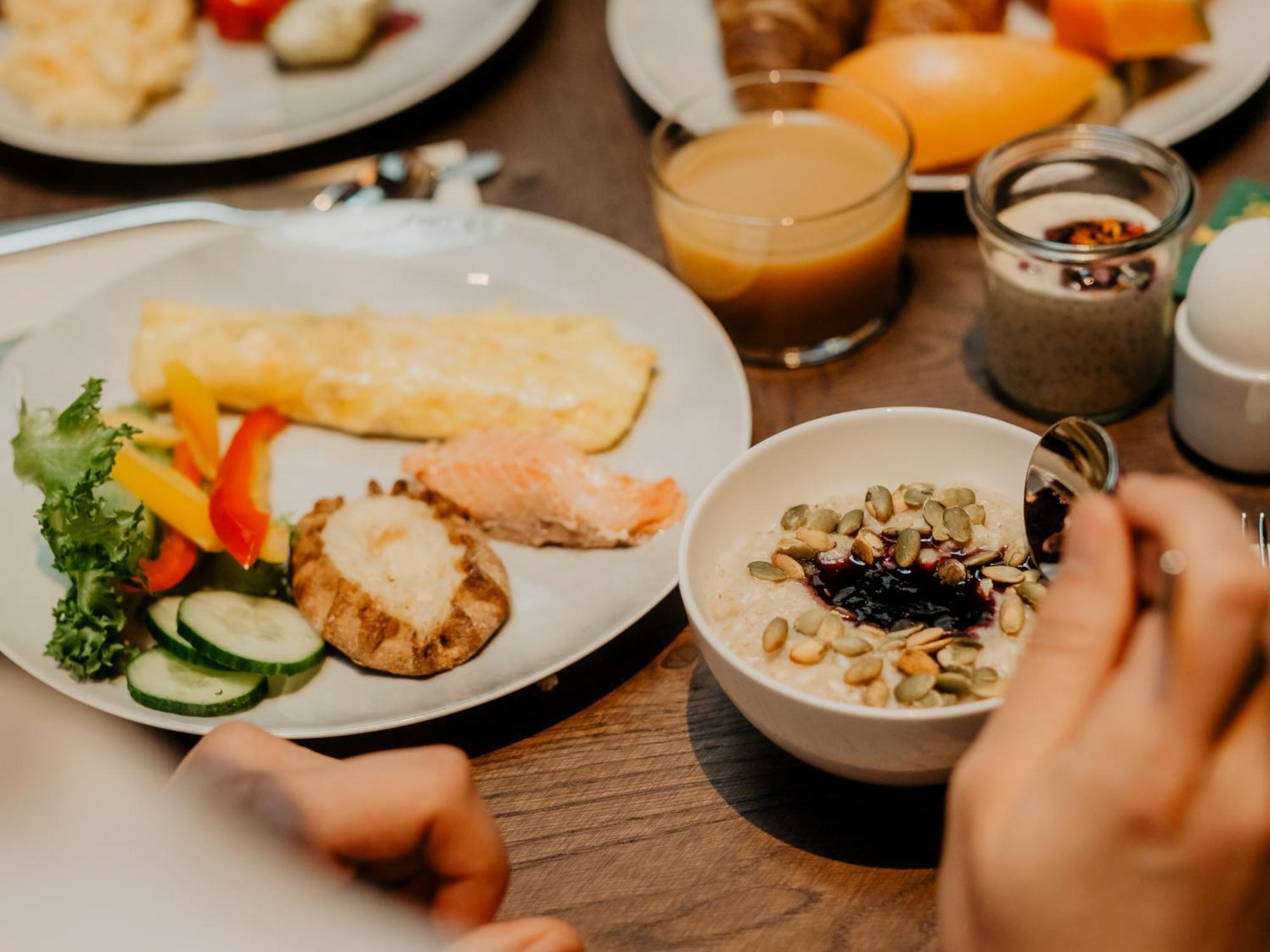 Clarion Hotel Helsinki Airport Vantaa Ngoại thất bức ảnh